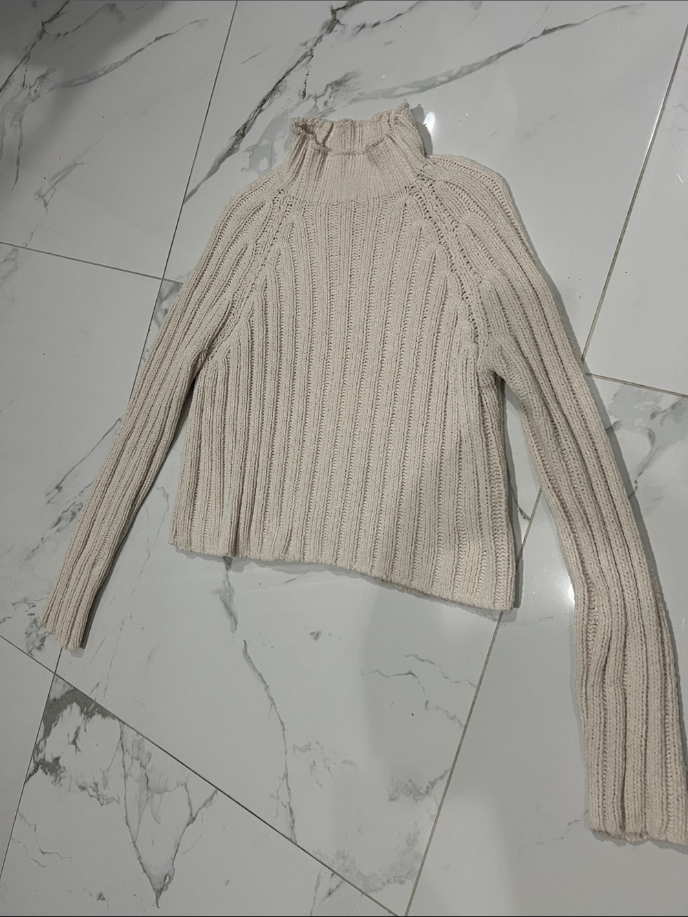 American Eagle Outfitters Cream Ribbed Mock Turtleneck Sweater